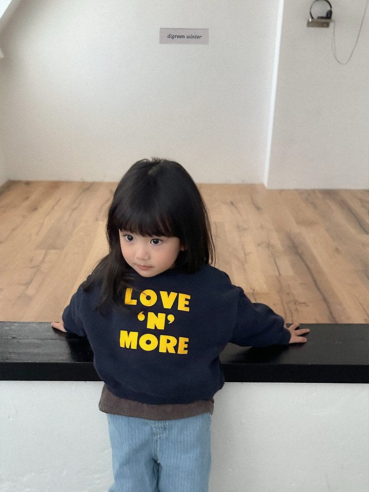Little Foxx – Love More Sweatshirt