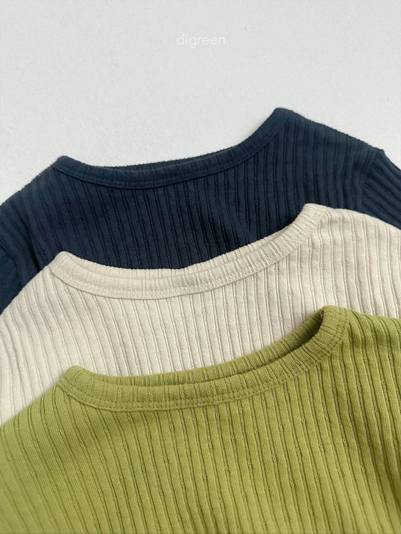 Bella Ribbed Tee