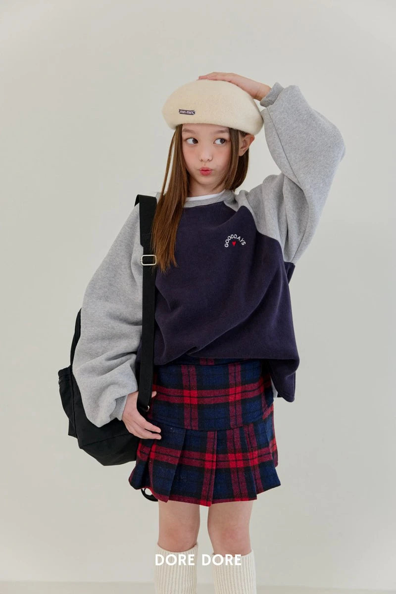 Little Foxx – Double Fleece Raglan Sweatshirt