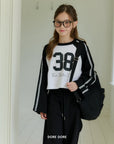 Little Foxx – Lace Raglan Crop Tee