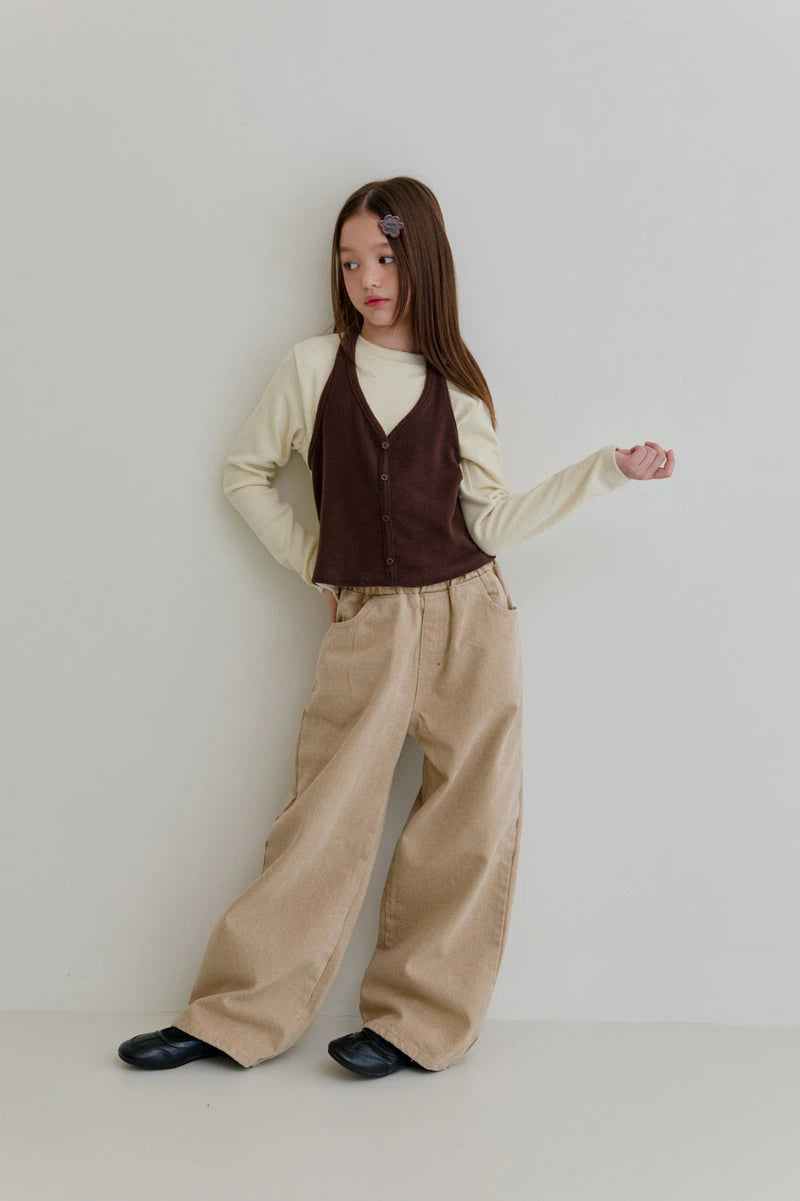 Little Foxx – Mongsil Peach Halter Cardigan Tee