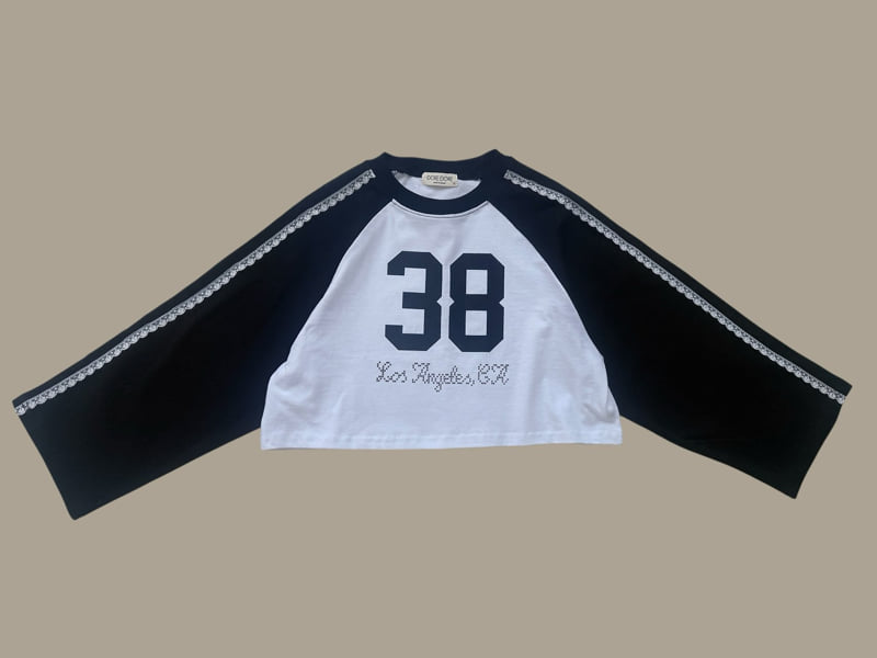 Little Foxx – Lace Raglan Crop Tee