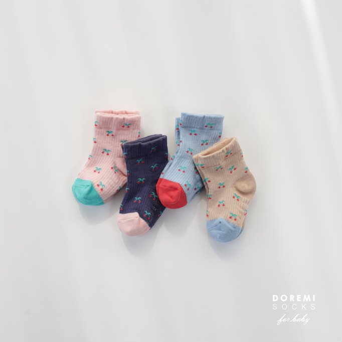 Little Foxx – Cherry Waffle Sock Set