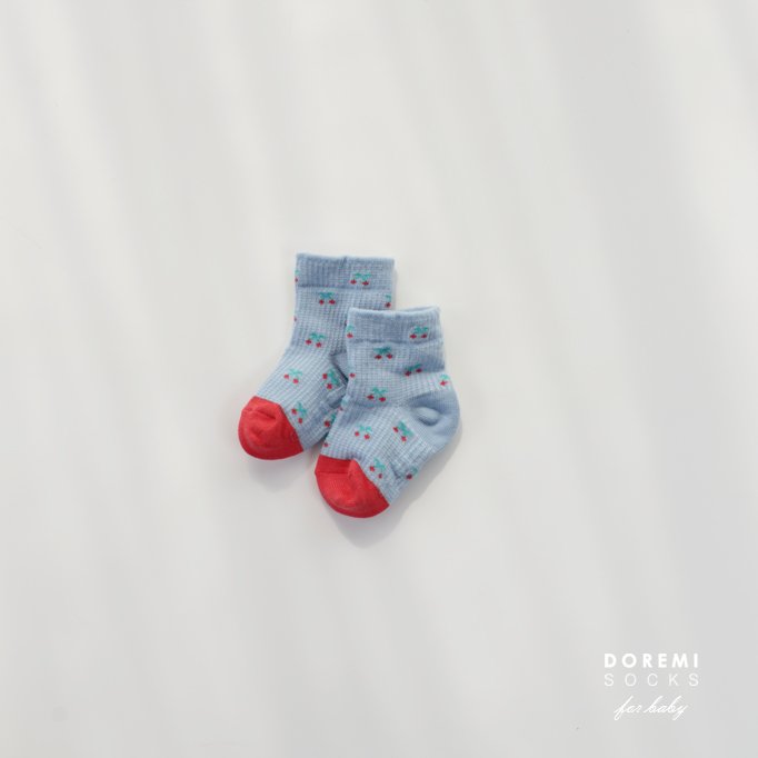 Little Foxx – Cherry Waffle Sock Set