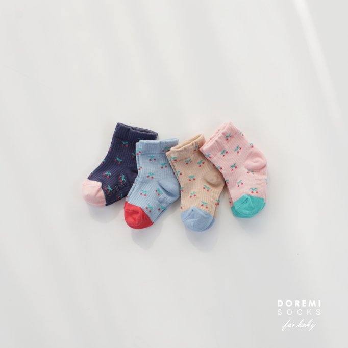 Little Foxx – Cherry Waffle Sock Set