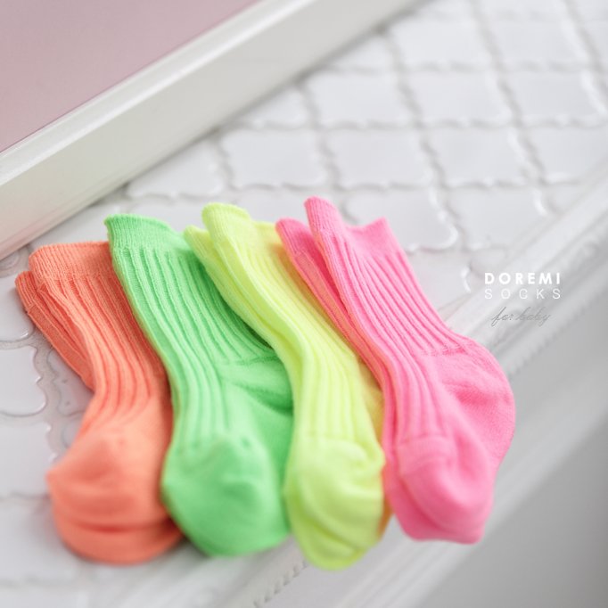 Little Foxx – Neon Ribbed Socks