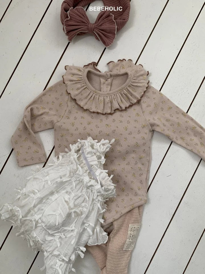 Pauline Suit5_byLittleFox_jetztvorbestellen