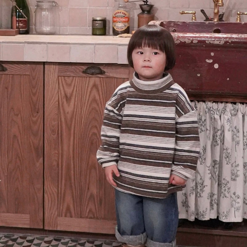 Multiple Turtleneck Long Tee