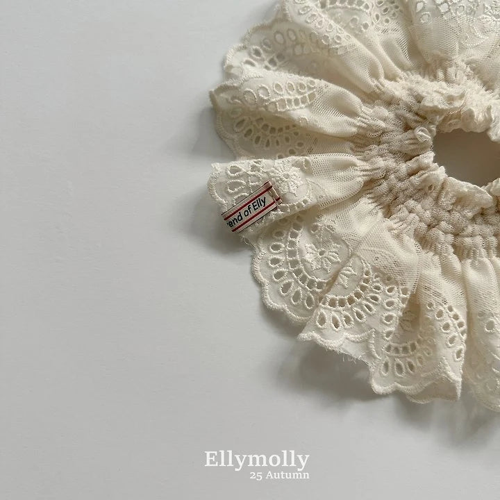 Little Foxx – Flower Scrunchie