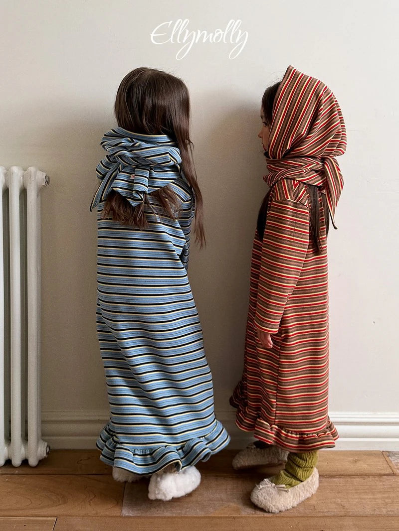 Little Foxx – Fleece Frill Long Dress