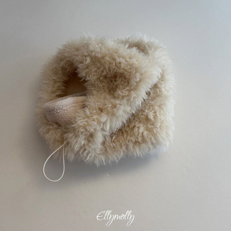 Little Foxx – Fluffy Hooded Warmer