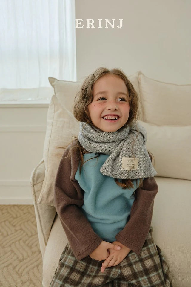 Little Foxx – May Knit Muffler