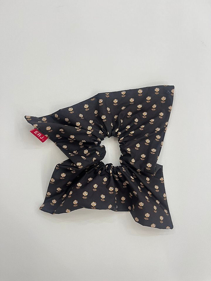 Little Foxx – Square Hair Scrunchie