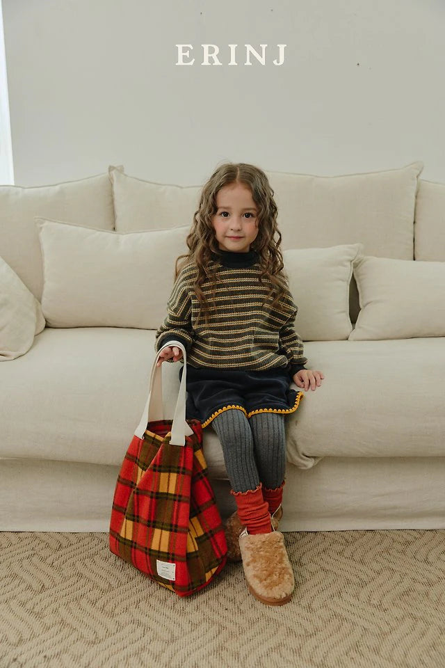 Little Foxx – Color Contrast Knit Sweatshirt