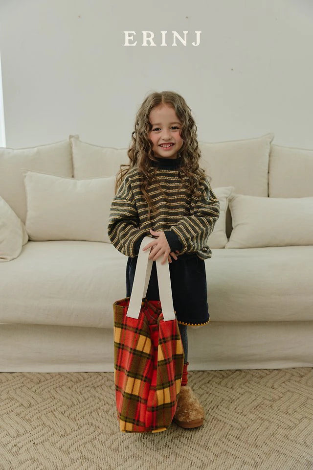 Little Foxx – Color Contrast Knit Sweatshirt