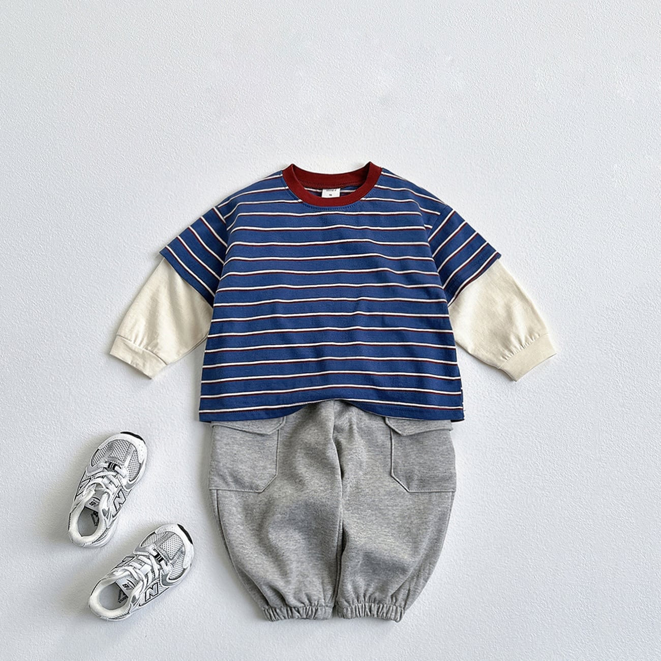 Double Layer Stripe Tee – Gestreiftes Shirt im 2-in-1 Look