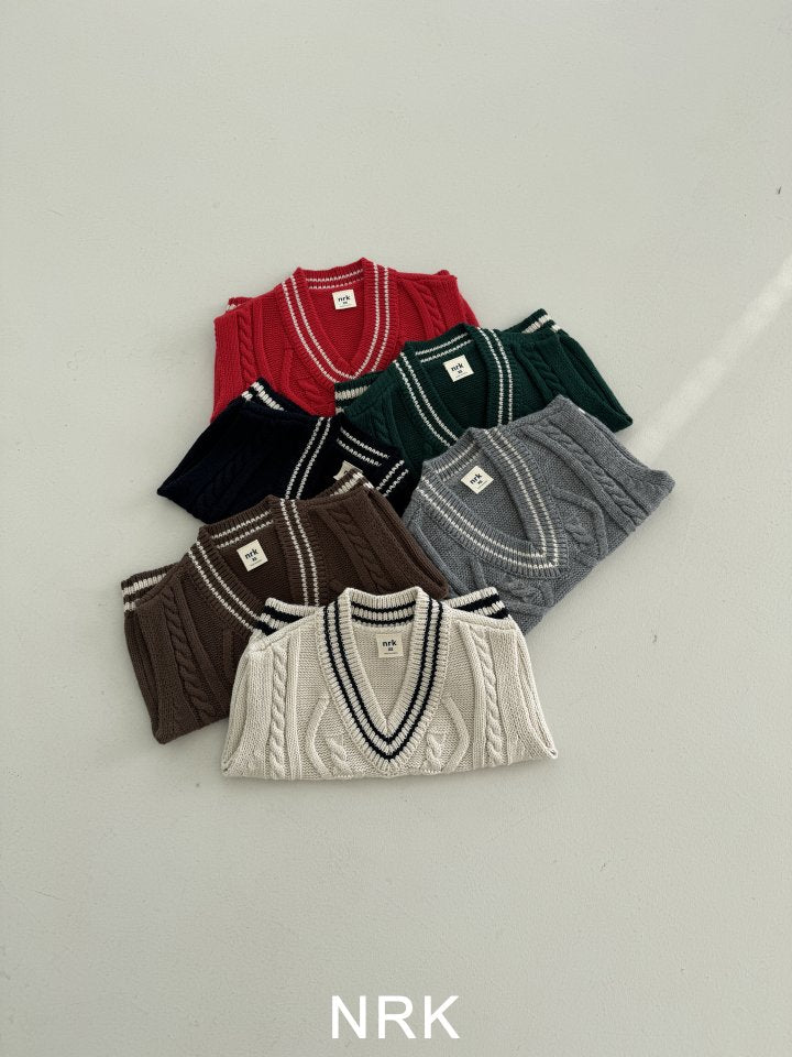 School Look Vest5_byLittleFox_jetztvorbestellen