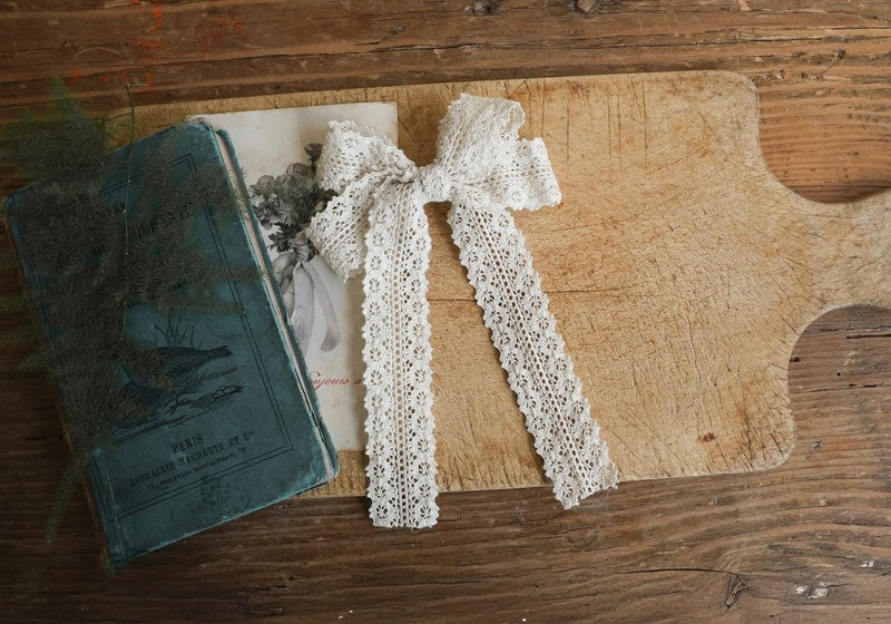 Little Foxx – Sable Lace Hairpin