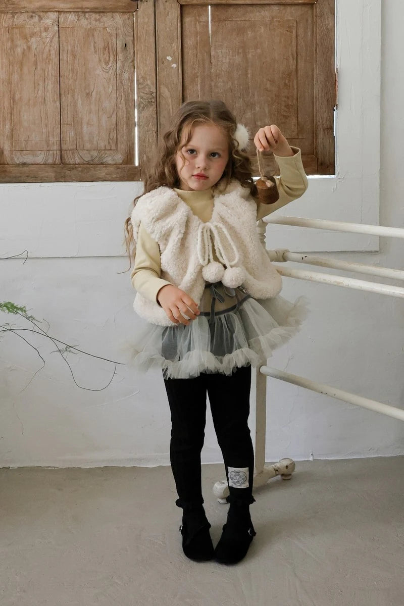 Little Foxx – EL Fur Vest