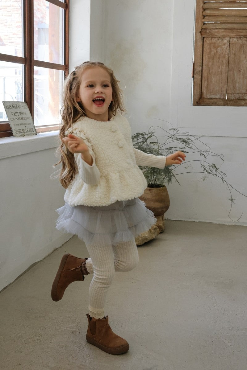 Little Foxx – Bboshong Fur Vest