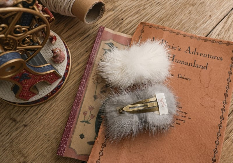 Little Foxx – Mink Ribbon Hairpin