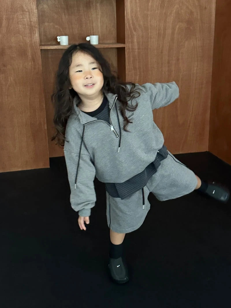 Little Foxx – Half Zip-up Sweatshirts