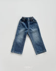 Little Foxx – Slit Flare Denim Pants