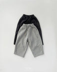 Little Foxx – Curved Wide Sweatpants