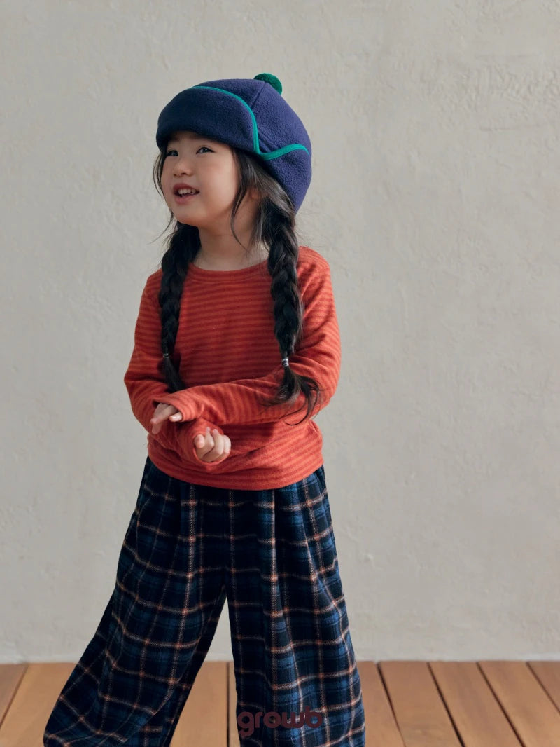Little Foxx – Pompom Trooper