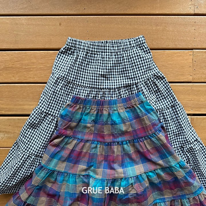 Little Foxx – Long Long Skirt
