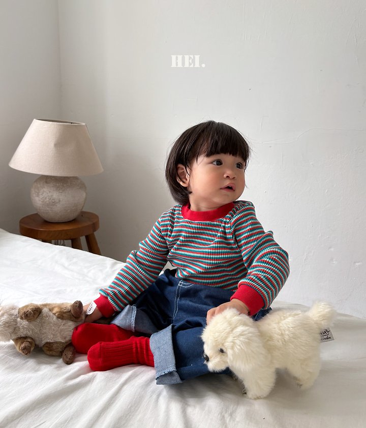 Little Foxx – Peekaboo Denim Pants