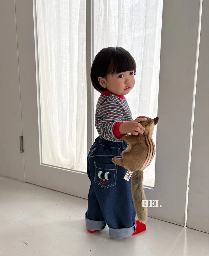 Little Foxx – Peekaboo Denim Pants