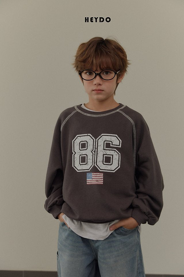 Little Foxx – 86 Raglan Sweatshirts