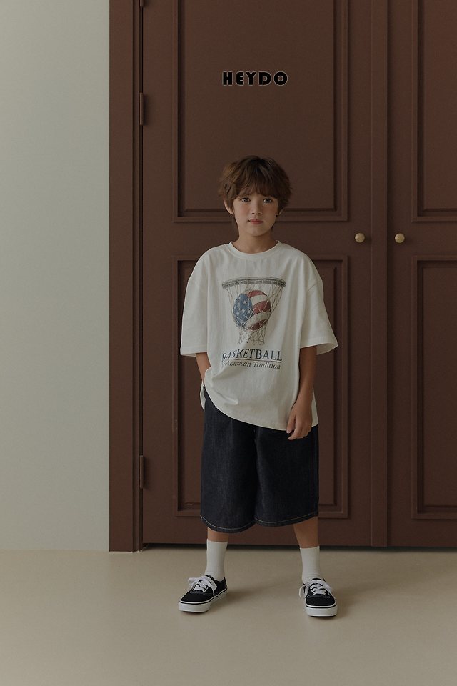 Little Foxx – Basketball Tee