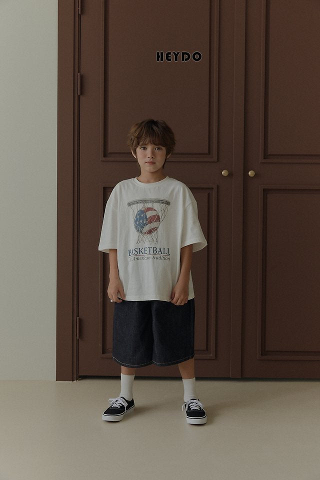 Little Foxx – Basketball Tee