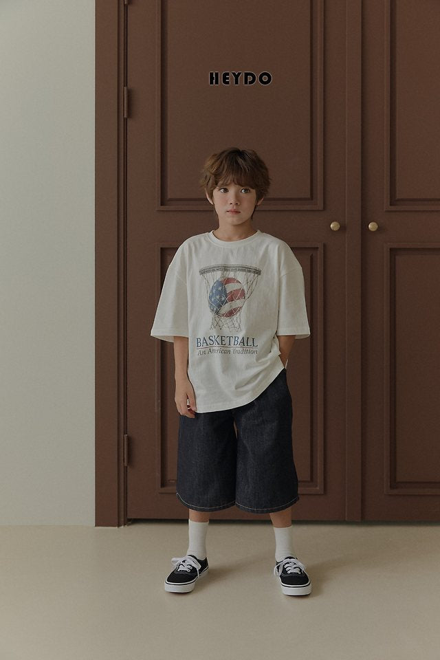 Little Foxx – Basketball Tee