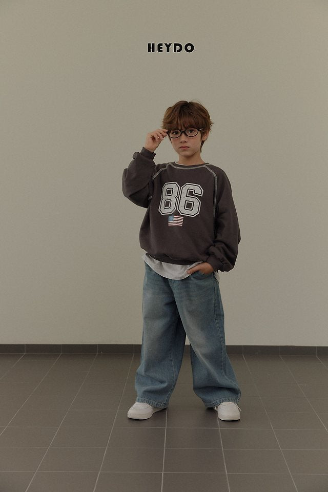 Little Foxx – 86 Raglan Sweatshirts