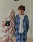 Little Foxx – 8 Patch Hood Zip-up