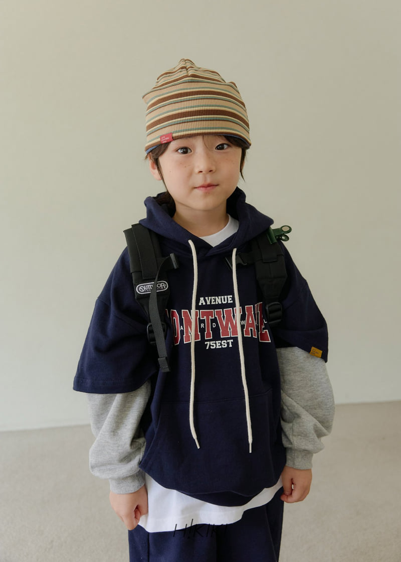 Little Foxx – Mont Double Hood Top