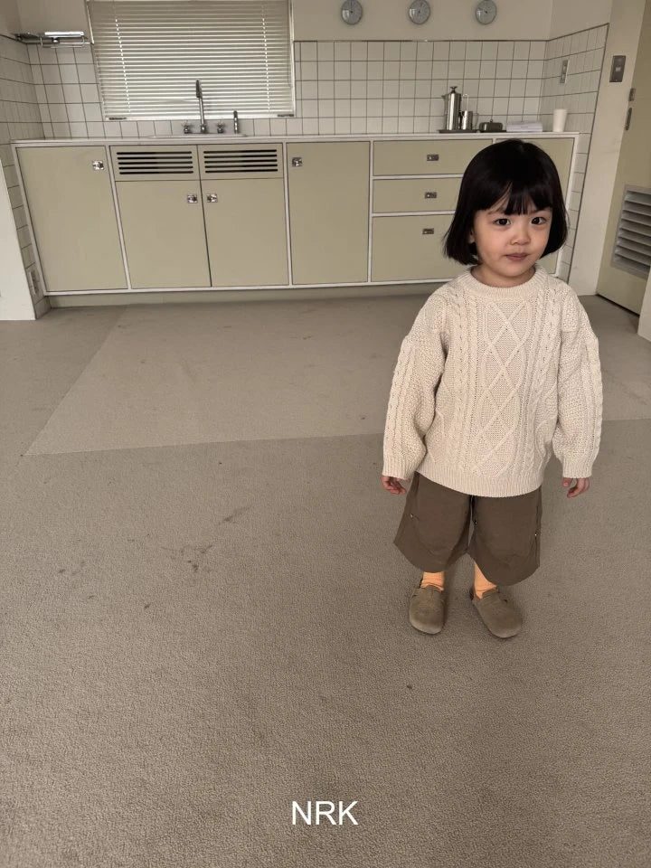 Rivet Pants2_byLittleFox_jetztvorbestellen