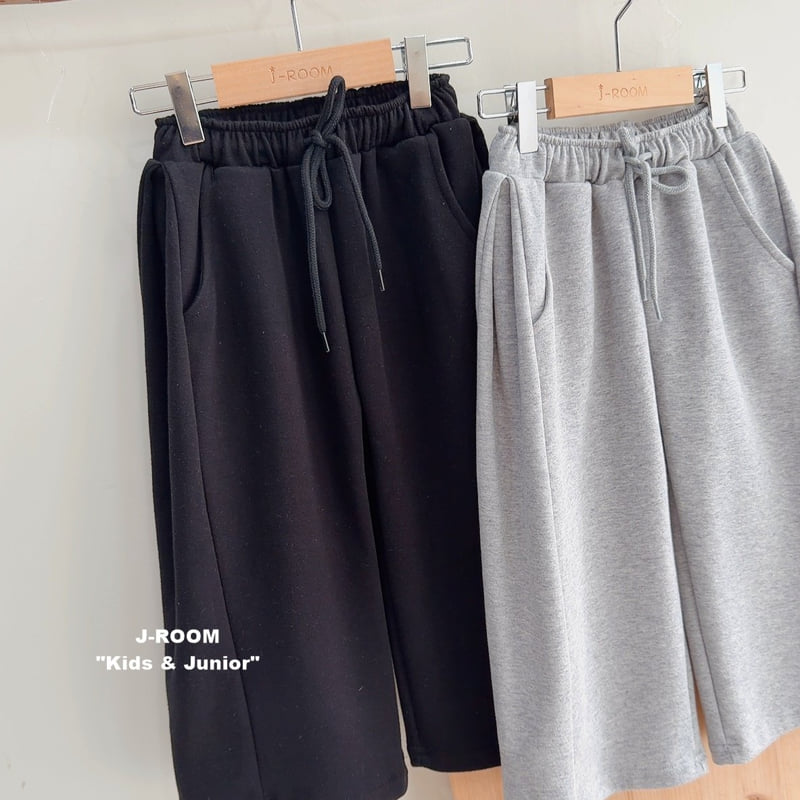 Little Foxx – Side Cutout Wide Pants