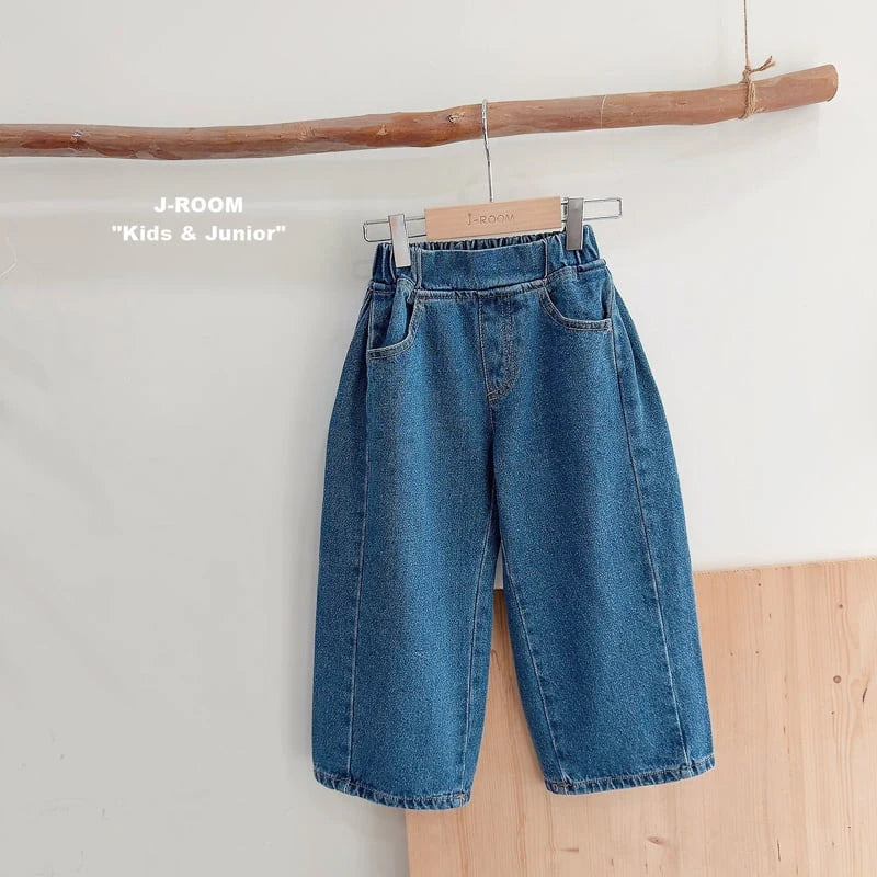 Little Foxx – Side Pleats Wide Denim Pants