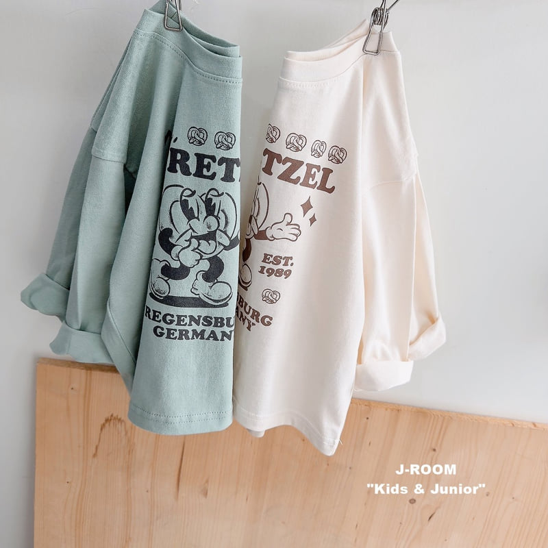 Little Foxx – Pretzels Printed Tee