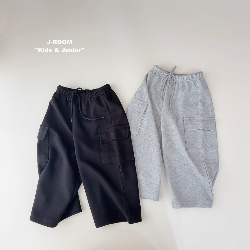 Little Foxx – Loose Fit Wide Cargo Pants