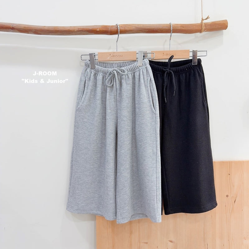 Little Foxx – Silky Ribbed Wide Pants