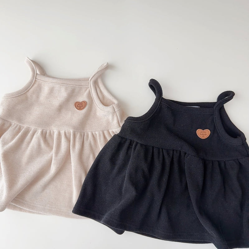 Little Foxx – Ribbed Heart Bustier