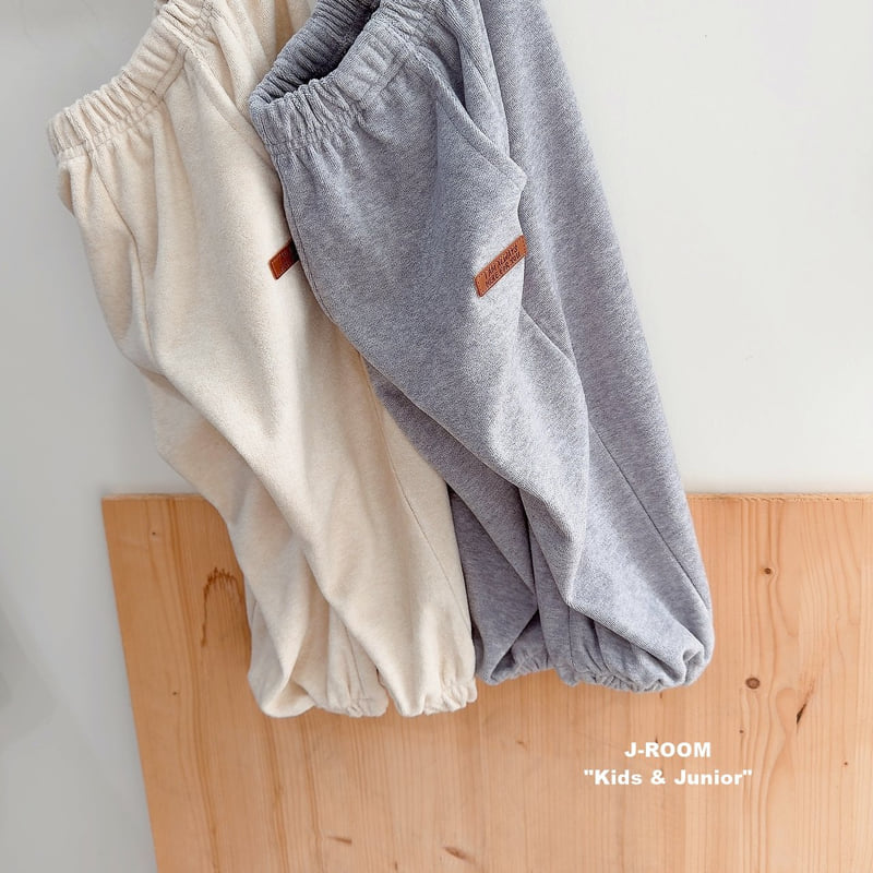 Little Foxx – Ssok Label Jogger Pants