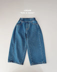 Little Foxx – Side Pleats Wide Denim Pants