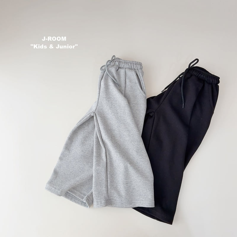 Little Foxx – Front Pleats Wide Pants