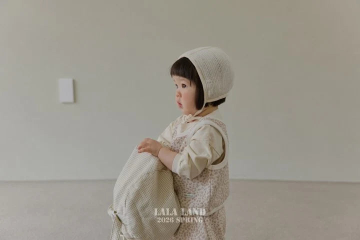 Bebe Eyelet Bonnet2_byLittleFox_jetztvorbestellen